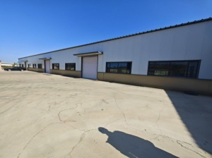 lyb一方天鹅湖附近1500平，新建厂房出租
